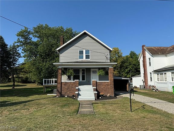 2nd image of 1600 Roanoke Ave