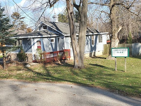3rd image of 42343 N Chestnut St