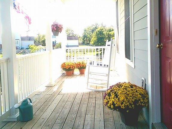2nd image of 8406 Sunshine Ct