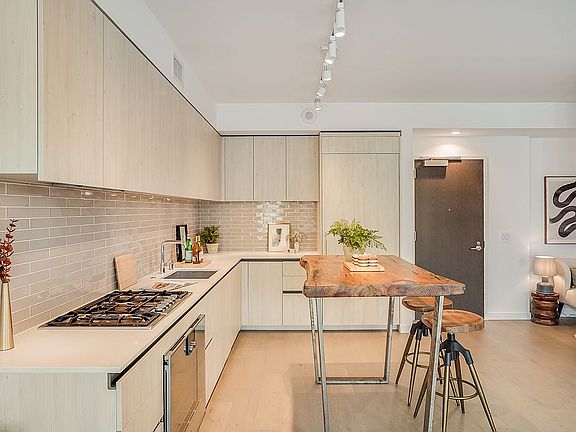 3rd image of 1000 3rd St Unit 305