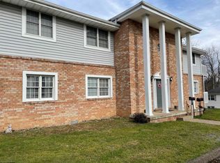 512 Worthington Dr BUILDING 9-3, Bridgeport, WV 26330