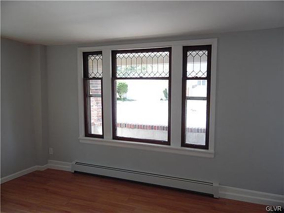 4th image of 414 South St