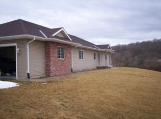 3132 Mounds Trl, Missouri Valley, IA 51555