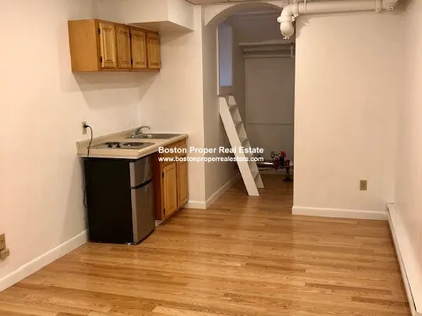 405 Beacon St, Boston, MA