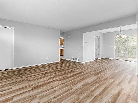 2nd image of 1415 Bradshire Dr #1417