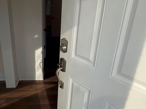 2nd image of 10448 Armstrong St