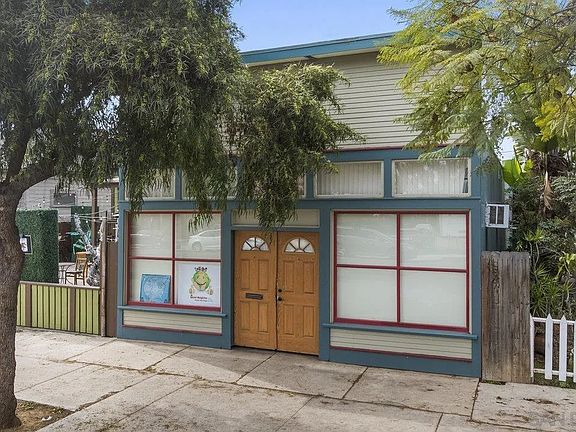 3rd image of 2215 Logan Ave