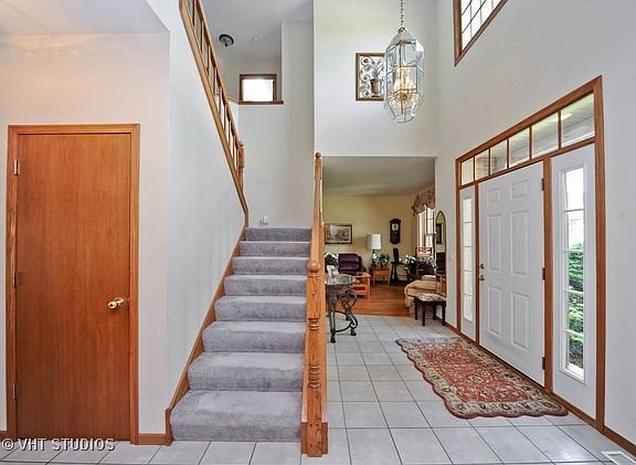 2nd image of 624 Aspen Ct