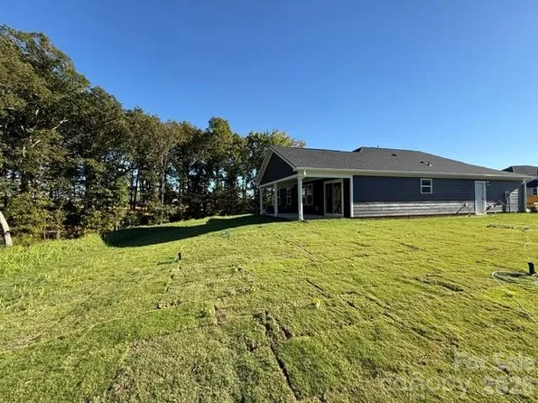 533 Creston Place Dr, Monroe, NC 28110