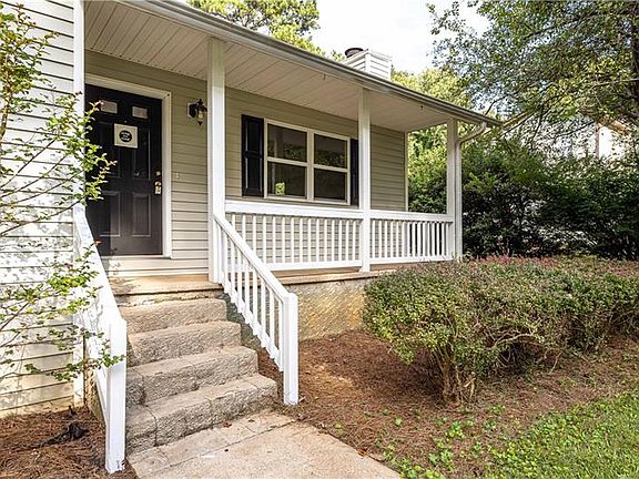 2nd image of 2735 Frank Ln
