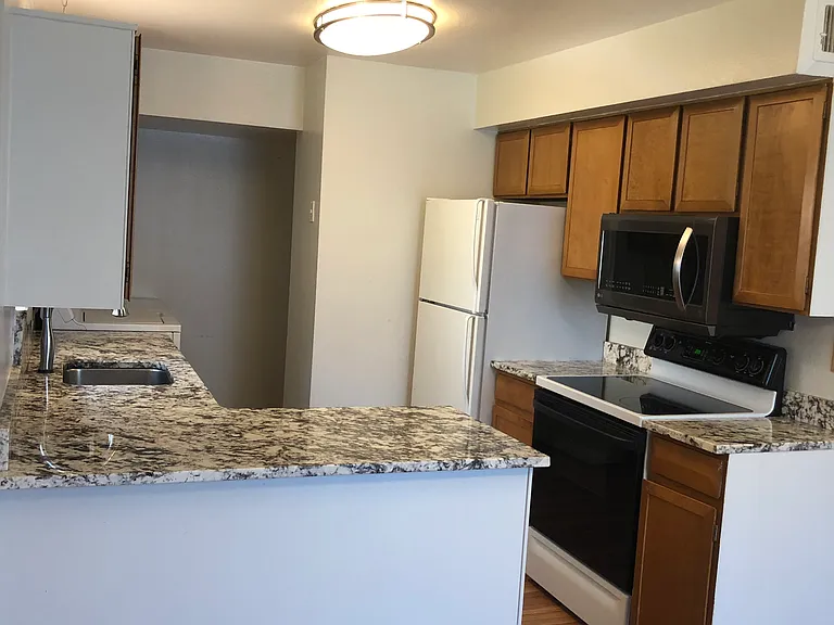 7271 S Xenia Cir #B — Photo 6