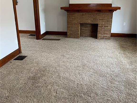 3rd image of 537 Kolping Ave