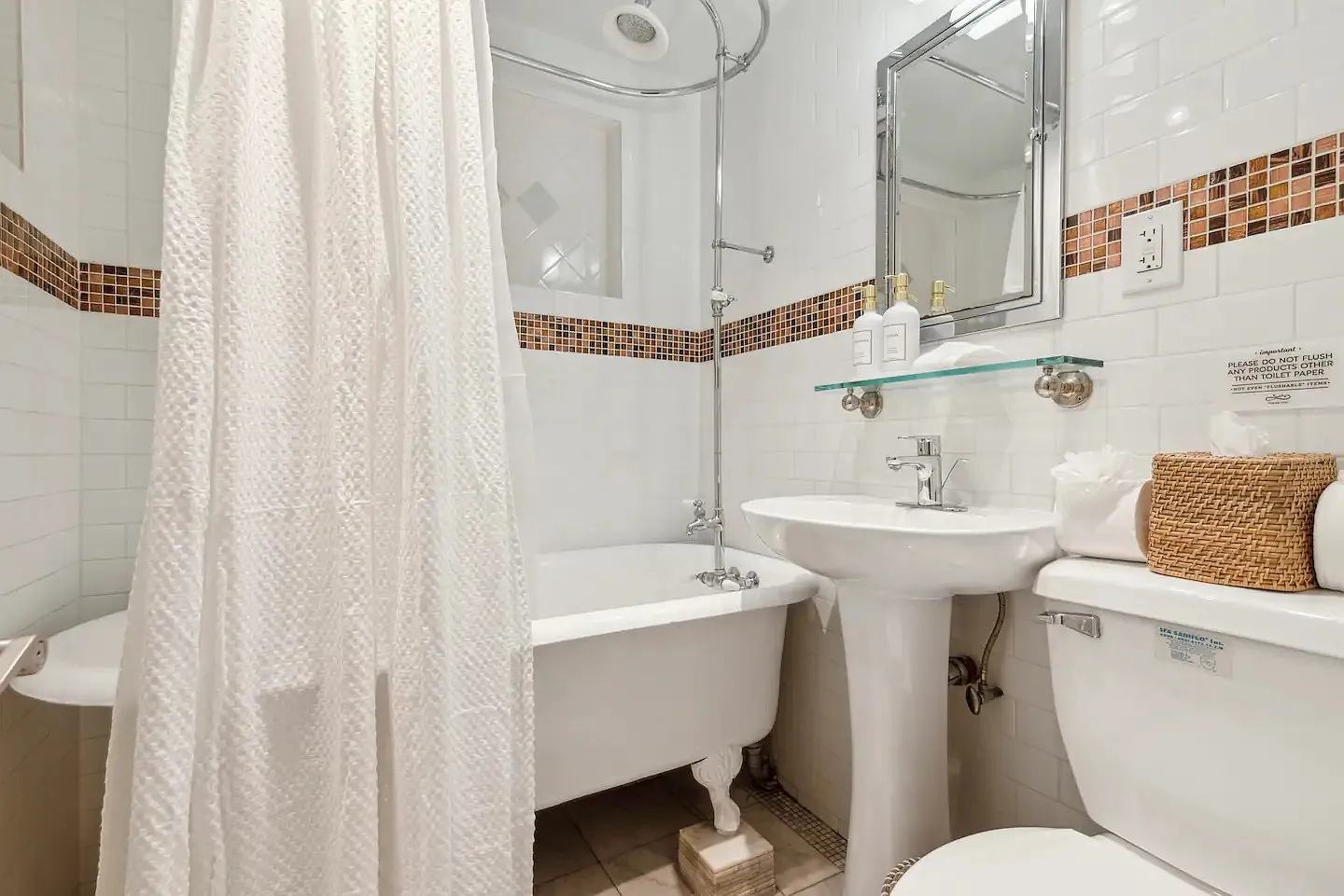 2 bed, 1200 sqft, $2,200 — Photo 4