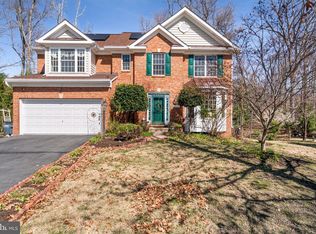 3424 Woolfenden Ct, Triangle, VA 22172