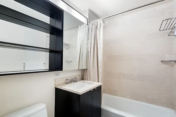 Sold by Bold New York | media 4