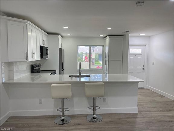 4th image of 54 GLADES BLVD #1412