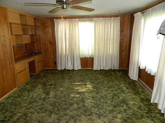 3rd image of 1367 N 34th Ave