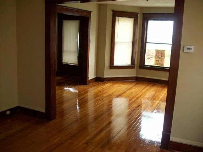 3 bed, 1250 sqft, $1,350 — Photo 4