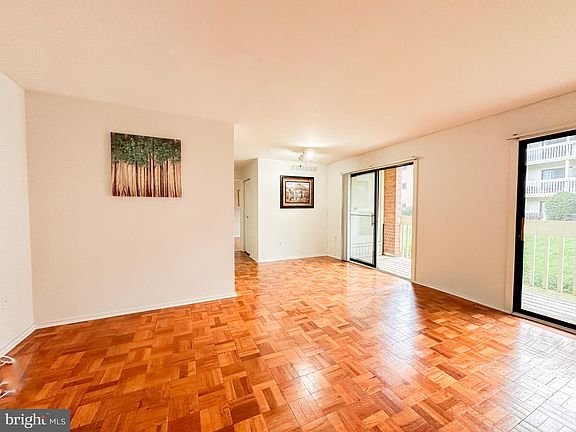 5th image of 7443 Little River Tpke APT 104
