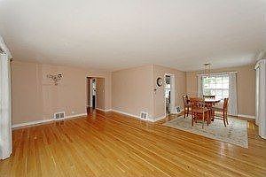 5th image of 1843 Norfolk Ave