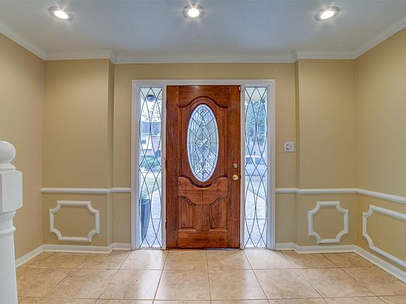 5th image of 1830 Saddlecreek Dr