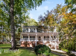 8992 Pepper Ridge Ct, Oak Ridge, NC 27310