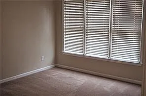 4372 Paces Point Cir SE — Photo 8