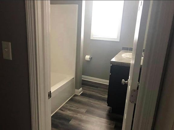 2nd image of 209 San Antonio Ln