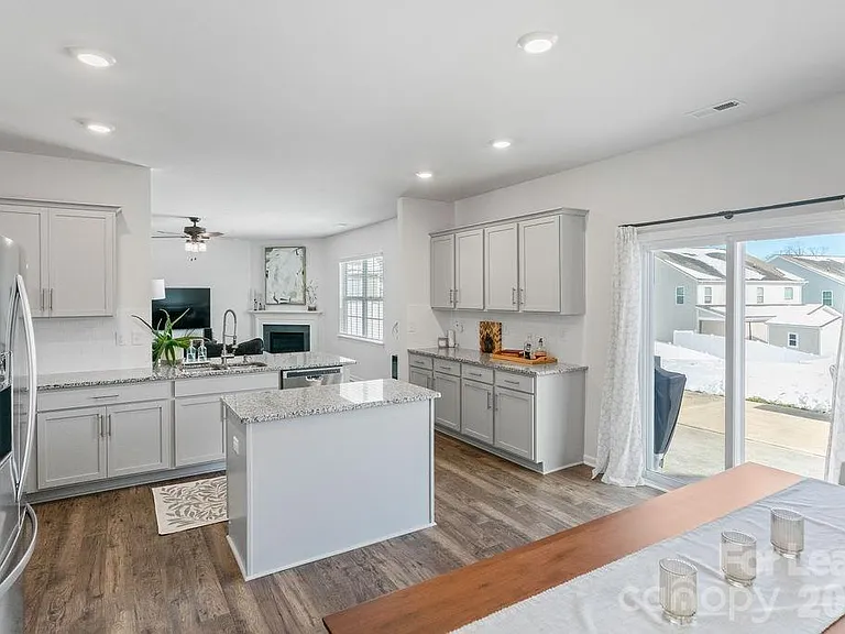128 Neill Estate Ln — Photo 5