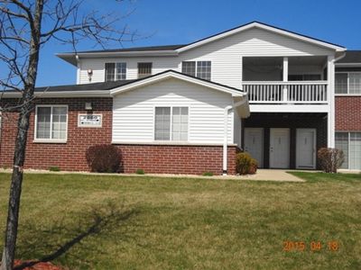 2660 11th Pl UNIT 401, Kenosha, WI, 53140