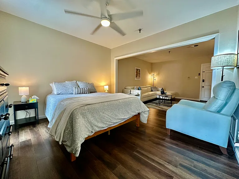 214 Chartres St #4 — Photo 8