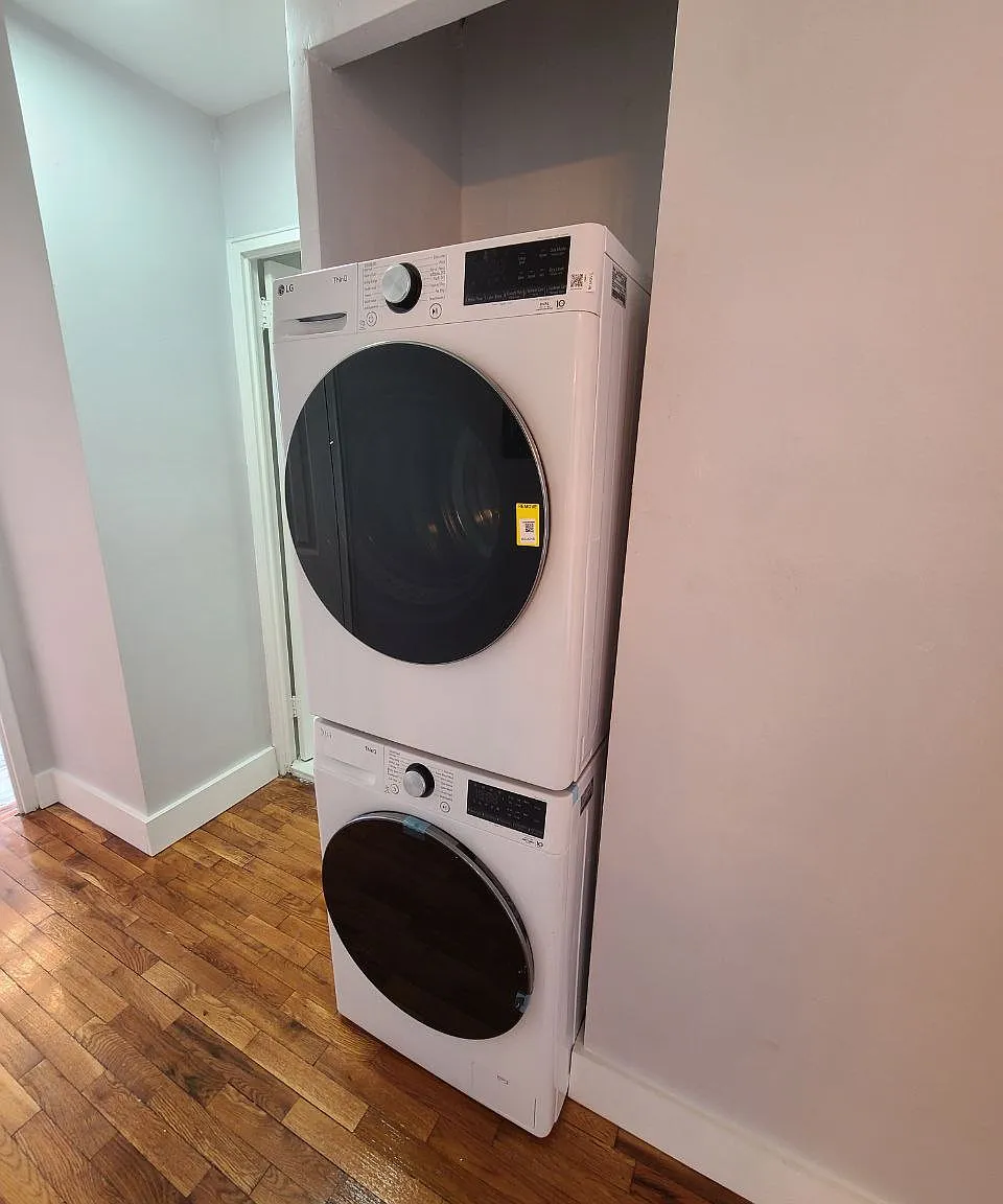 1 bed, 850 sqft, $1,895 — Photo 2