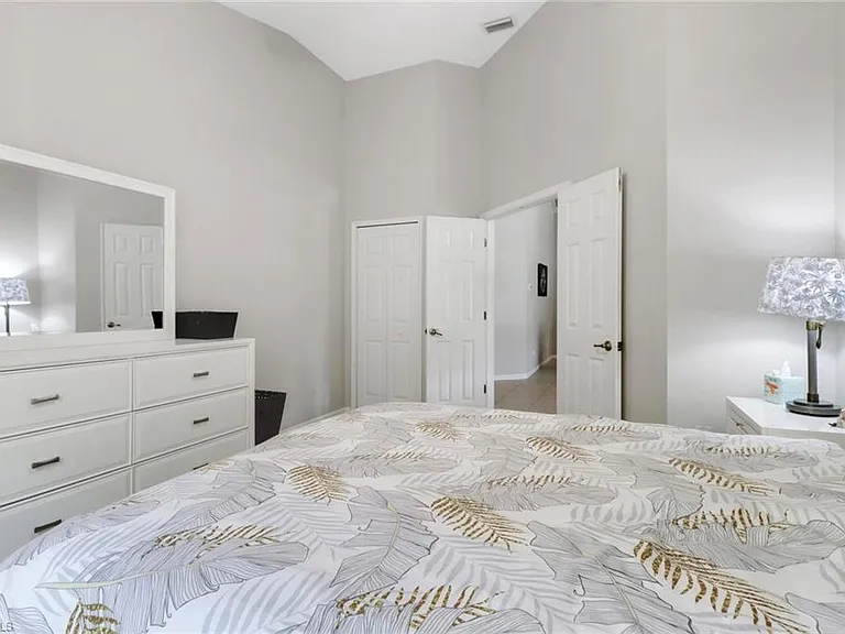 6773 Southern Oak Ct — Photo 23