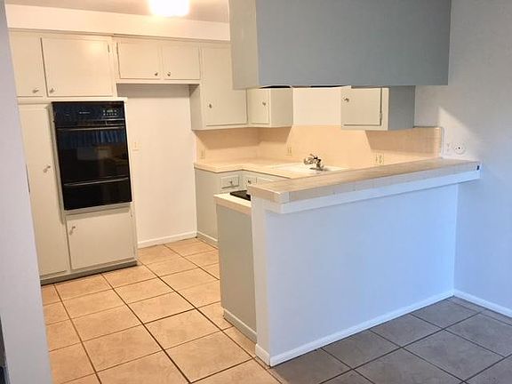 4th image of 4119 W 137th St APT C