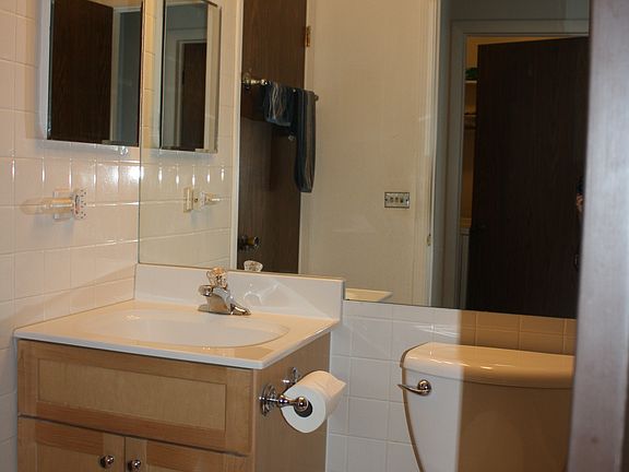 5th image of 369 Southbury Ct #C22