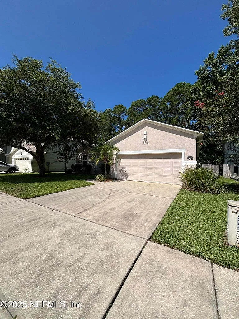 3 bed, 2.0 bath, 1730 sqft, $2,500 — Photo 2