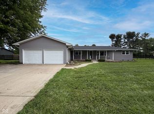 902 W Highland Dr, Shelbyville, IN 46176