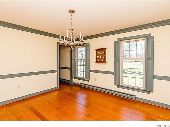 4th image of 8261 Silkwood Dr