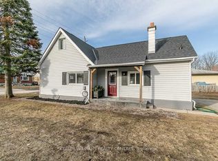 46 Campbell Ave #2, Barrie, ON L4N 2T4