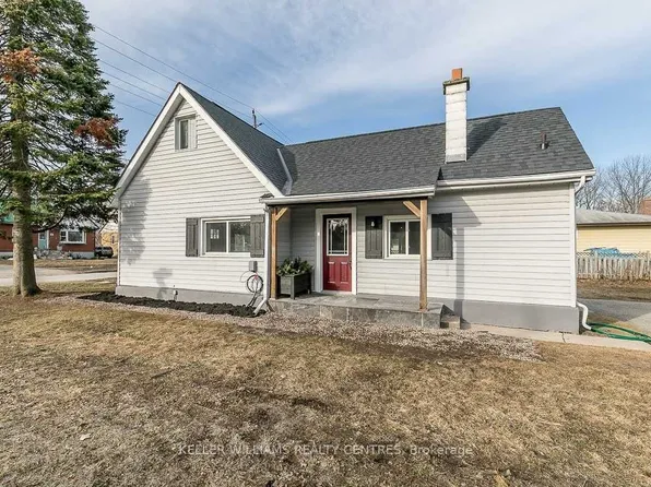 46 Campbell Ave #2, Barrie, ON L4N 2T4
