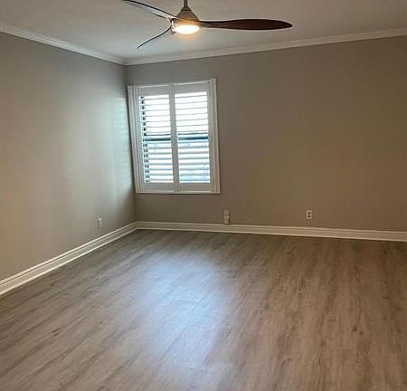 3rd image of 1501 S Flagler Dr APT 6G
