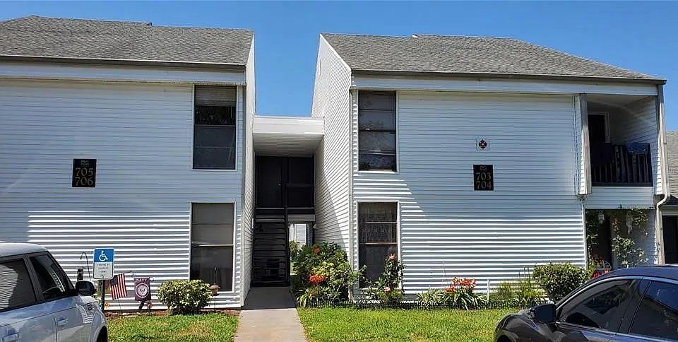 1st image of 703 Haven Pl