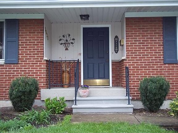 2nd image of 3908 Robertann Dr