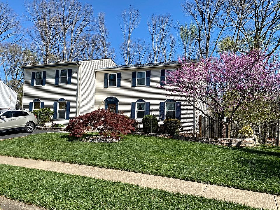 2nd image of 9766 Turnbuckle Dr