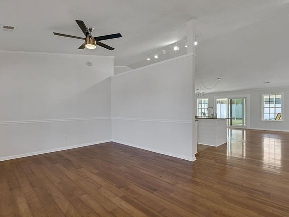 5th image of 15 Waterthrush Way