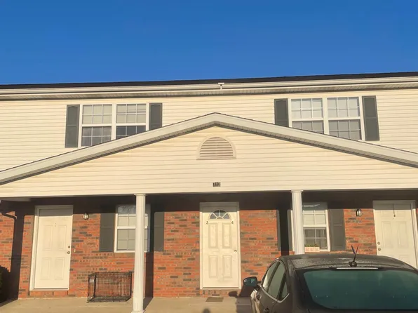 713 Brittany Ct APT 2, Waterloo, IL 62298