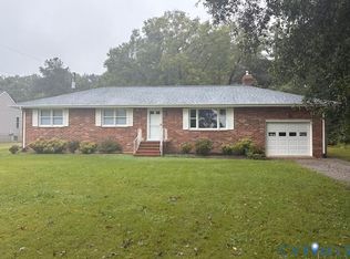 2000 Point Of Rocks Rd, Chester, VA 23836