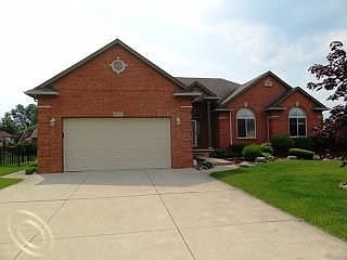 1st image of 47640 Burlingame Dr