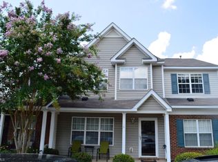 14 Raelans Cir, Greensboro, NC 27407