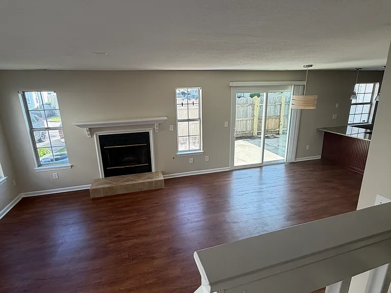 4422 Segovia Ct — Photo 28